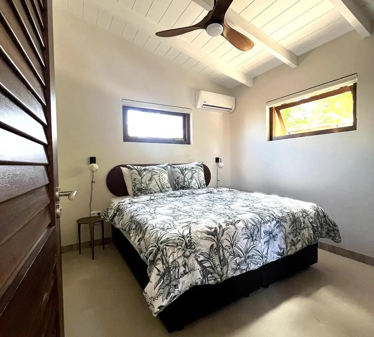 Terra77 Tropical Vacation Home, Private Garden, Pool, Parking And Bbq Willemstad 0*,