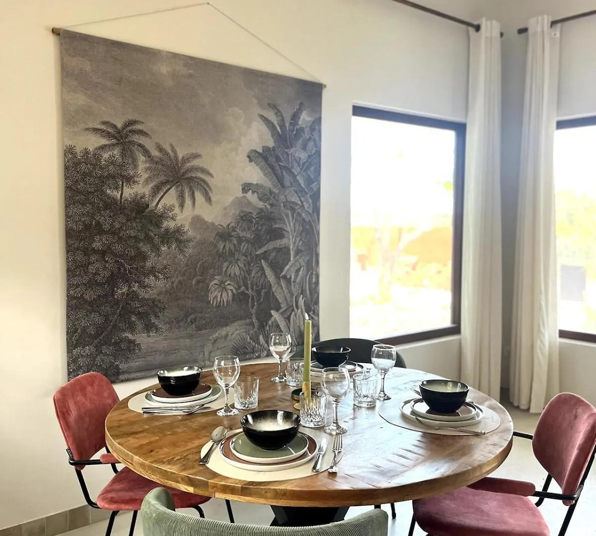 Terra77 Tropical Vacation Home, Private Garden, Pool, Parking And Bbq 빌렘스타트 0*,
